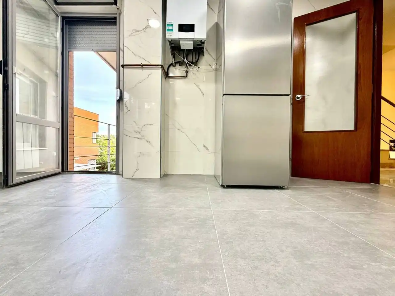 Cocina de Casa adosada en venta en Bargas con Calefacción, Jardín privado y Alarma
