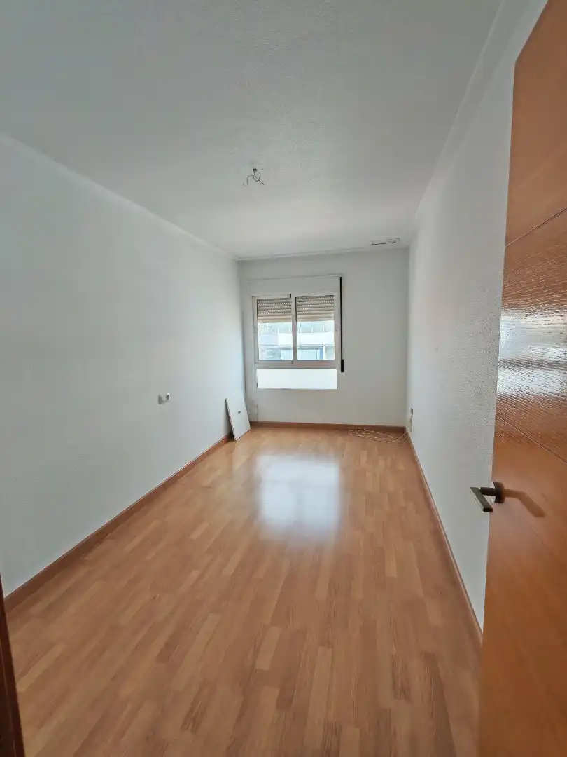 Bedroom of Attic for sale in Elche / Elx  with Air Conditioner, Parquet flooring and Terrace