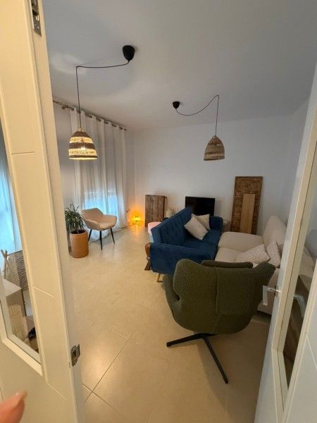Sala d'estar de Casa o xalet en venda en Lucena amb Aire condicionat, Terrassa i Traster