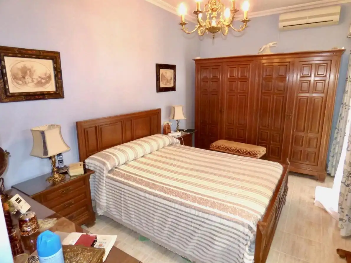 Casa aparellada amb piscina en venda a Rincón de Loix, imagen 22