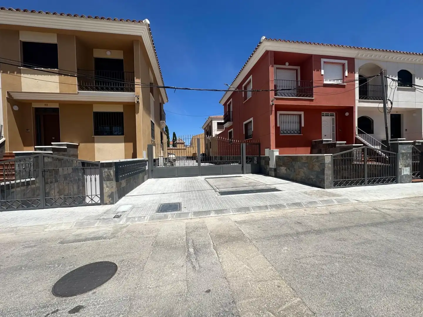 Adossat amb terrassa en venda a Calle VICTORIA