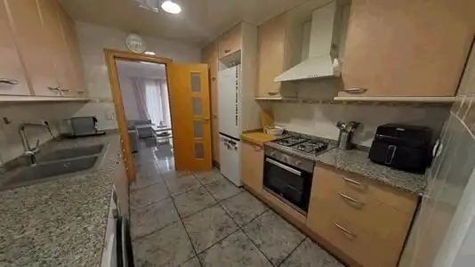 Cuina de Pis en venda en Santa Perpètua de Mogoda amb Calefacció, Terrassa i Balcó