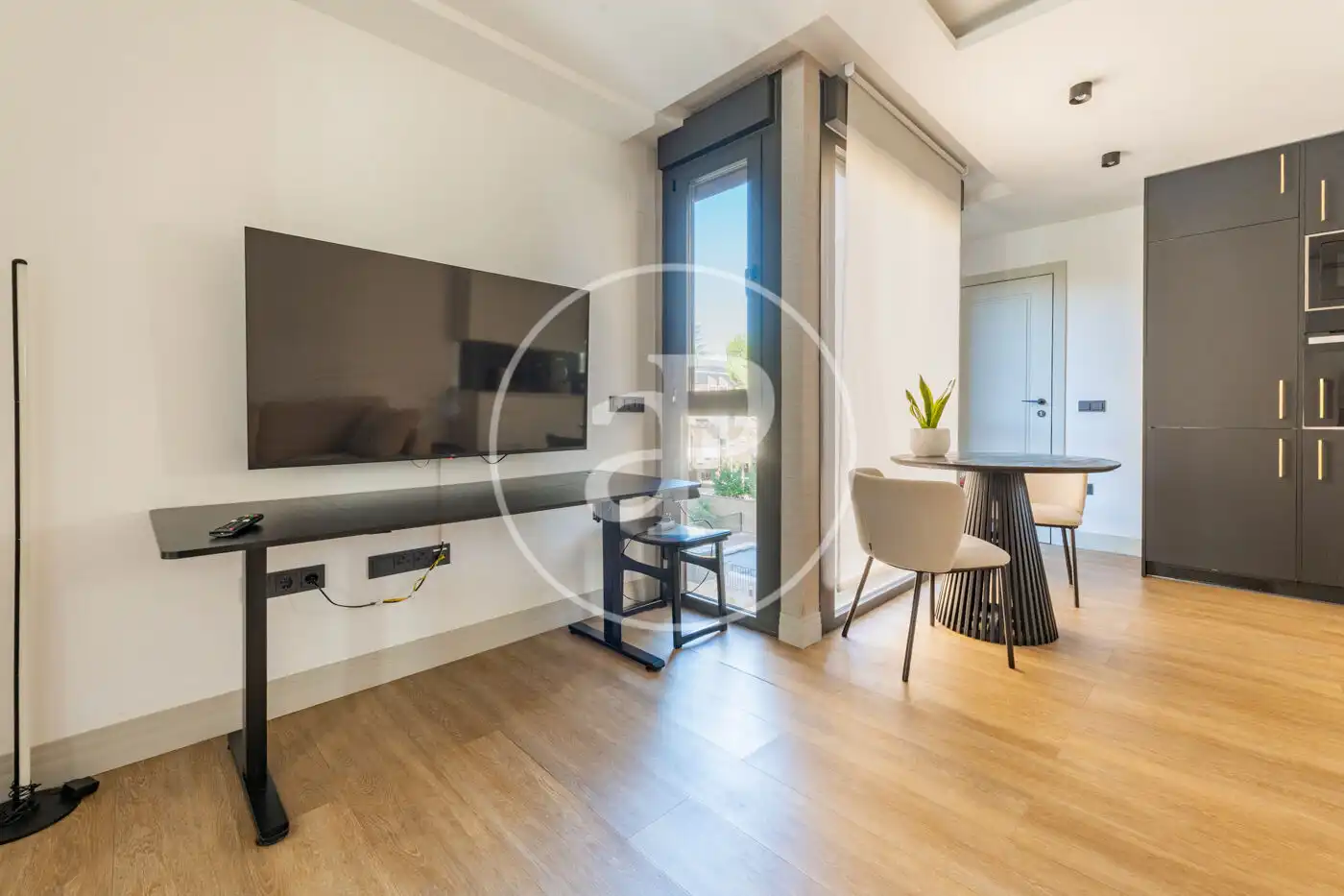 Wohnzimmer von Wohnung zur Miete in Madrid mit Klimaanlage, Heizung und Privatgarten