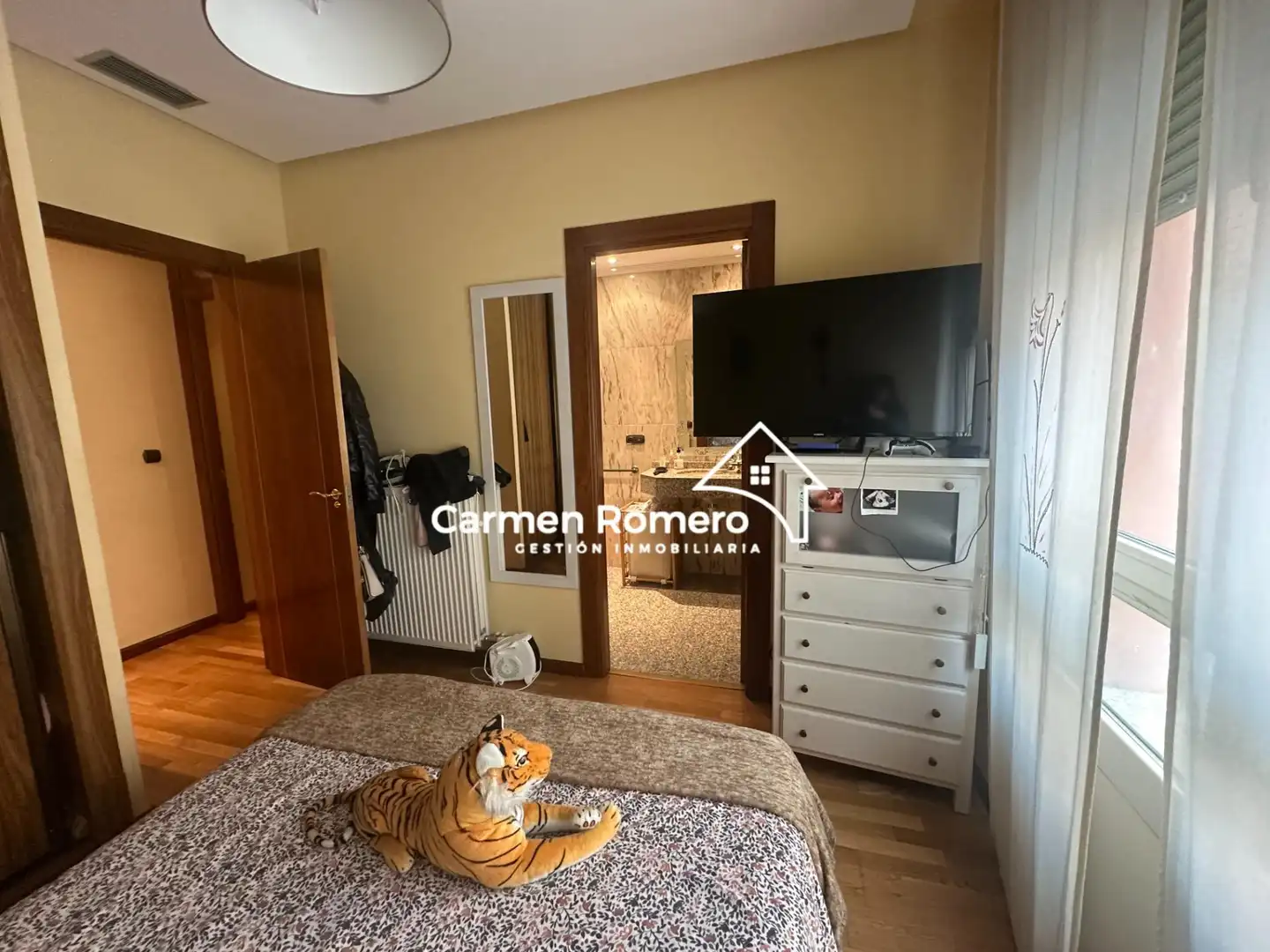 Bedroom of Flat for sale in Salamanca  with Heating, Parquet flooring and Terrace
