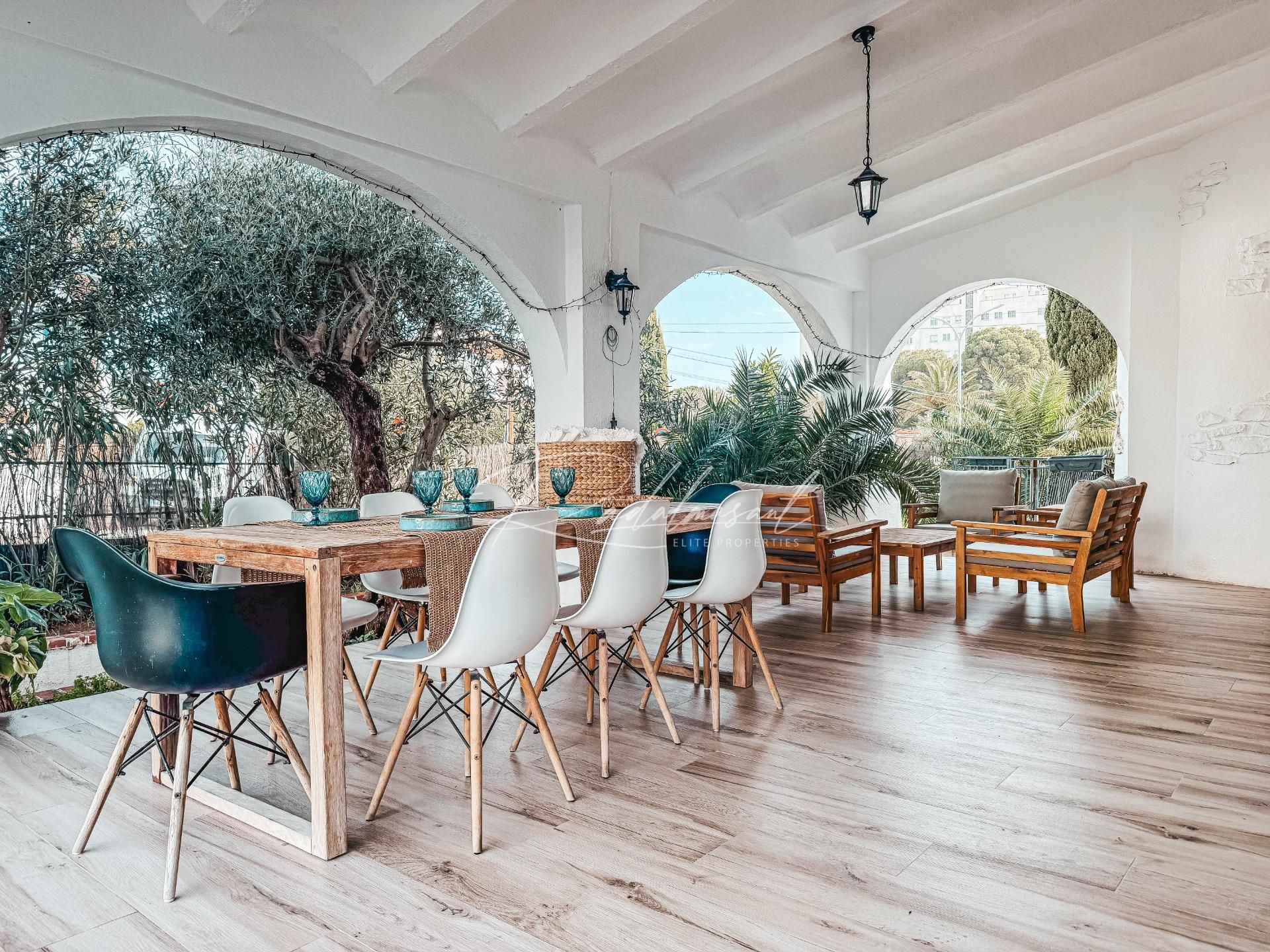 Terraza de Casa o chalet en venta en Mont-roig del Camp con Aire acondicionado, Calefacción y Jardín privado