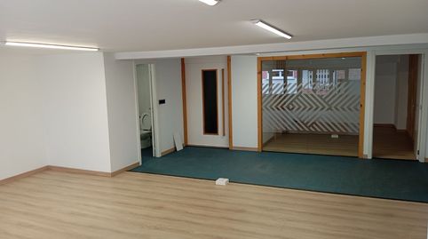 Foto 3 de Oficina de alquiler en Rúa Velázquez, 23, Alto del Castaño, Narón