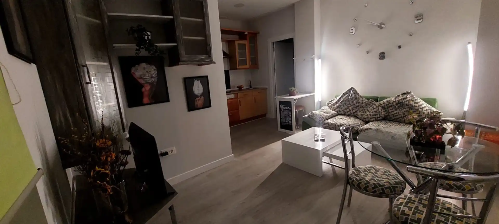 Sala d'estar de Apartament en venda en Valladolid amb Aire condicionat, Moblat i Forn