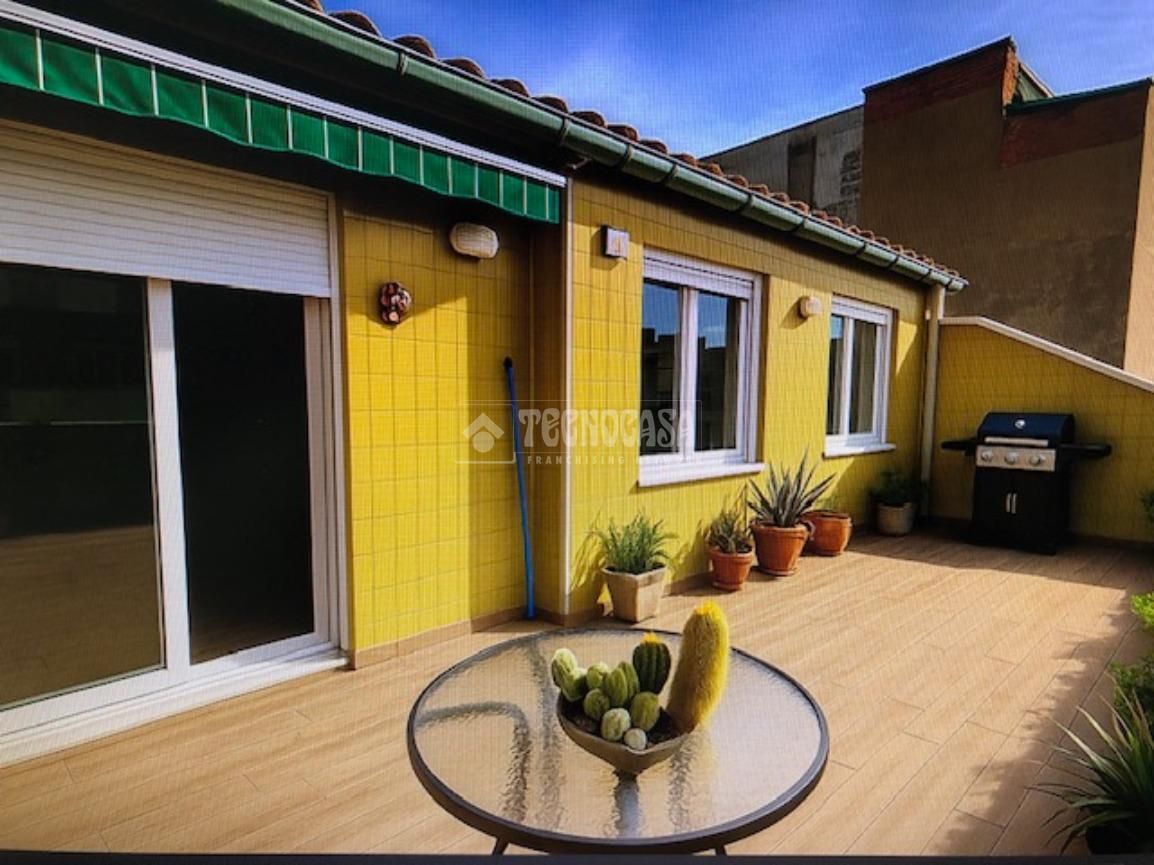 Terraza de Ático en venta en  Barcelona Capital con Terraza y Alarma
