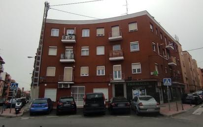 Exterior view of Premises for sale in  Madrid Capital