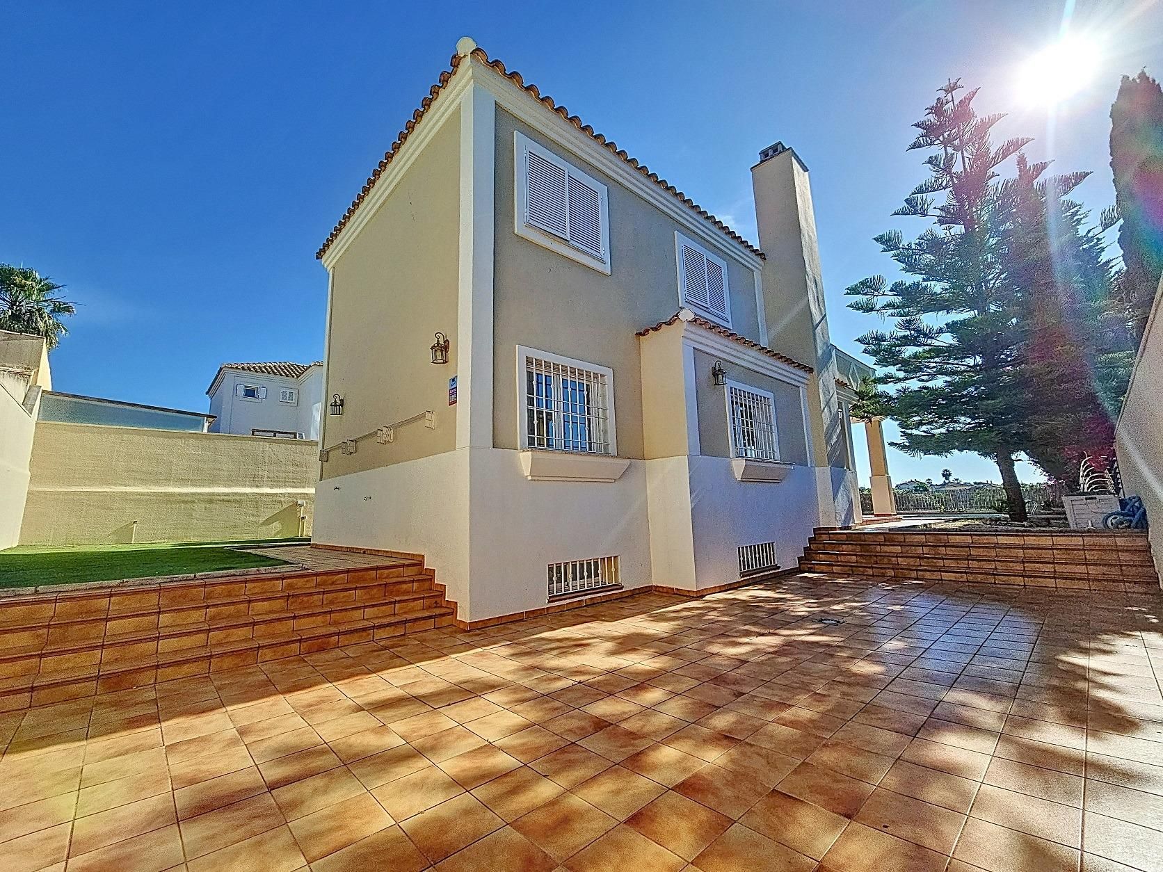 House or chalet for sale in  Miguel de Molina, 31, Paraíso Arenal - La Colina