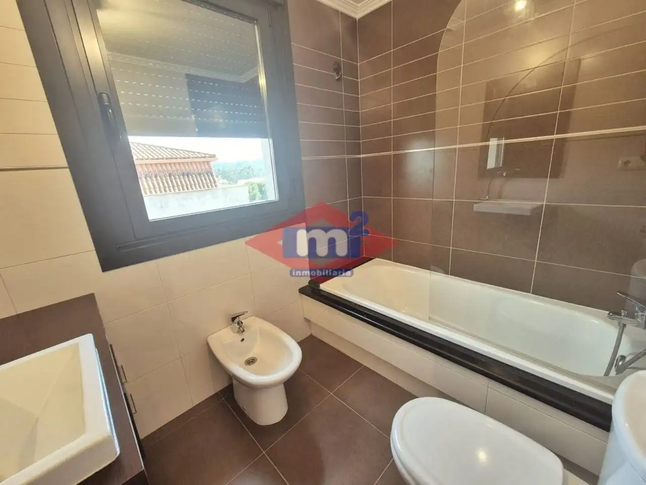 Baño de Ático en venta en Salceda de Caselas con Calefacción, Terraza y Trastero