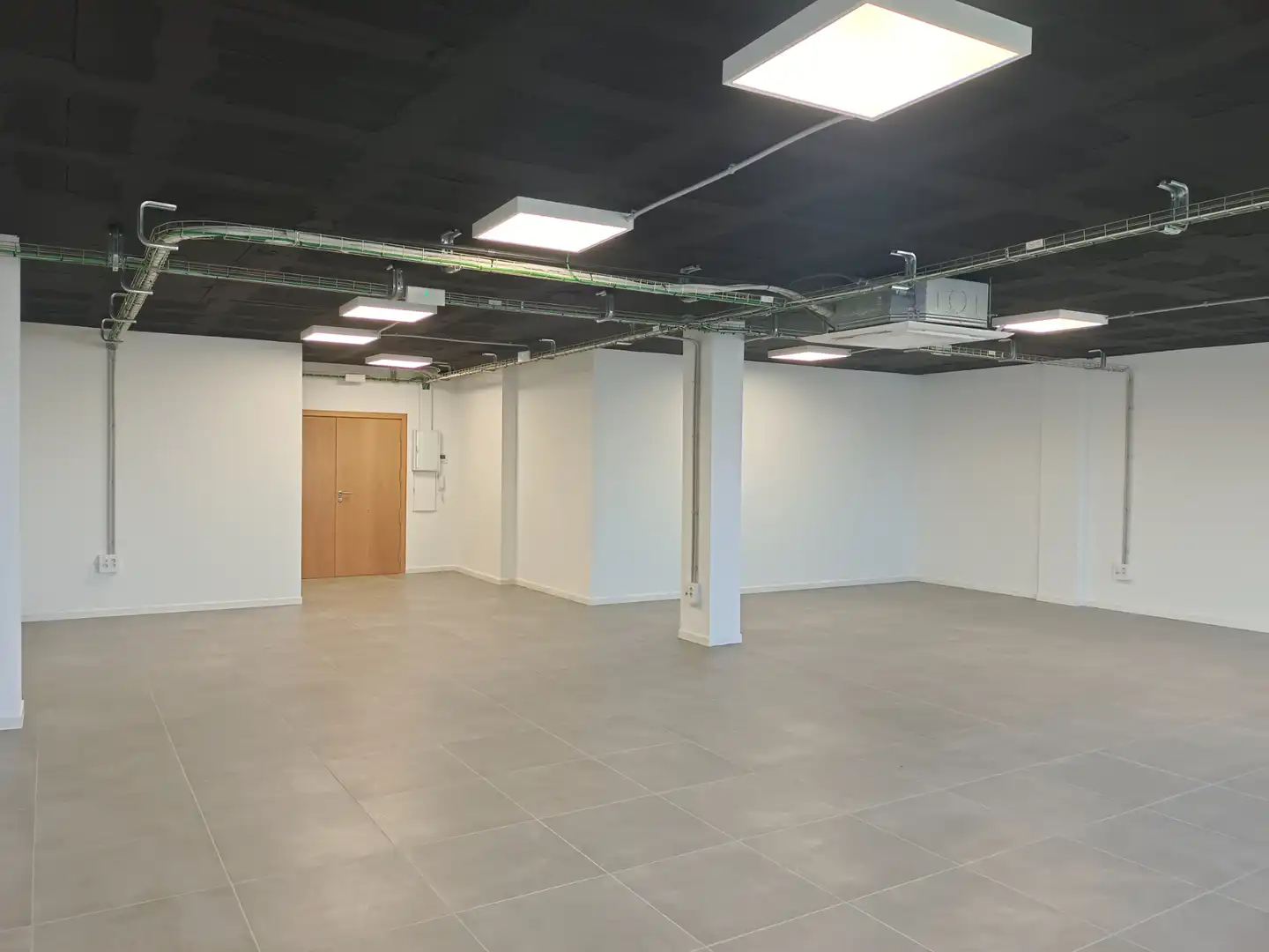 Büro zur Miete in Lleida mit Klimaanlage und Heizung