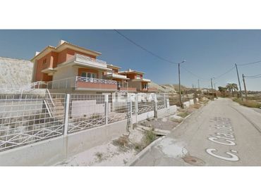 Mixed residential for sale in Calle cuesta de arias