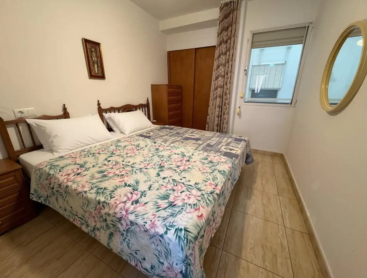Bedroom of Apartments for sale in Benidorm  with Air Conditioner, Terrace and Storage room