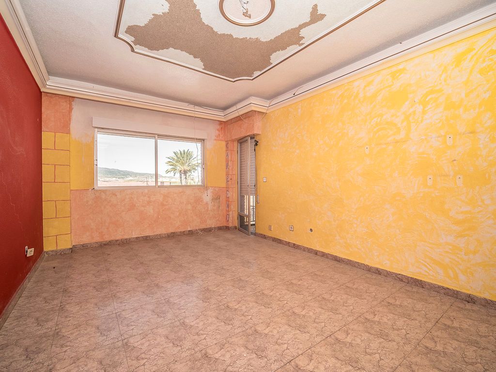 Bedroom of Flat for sale in Campos del Río