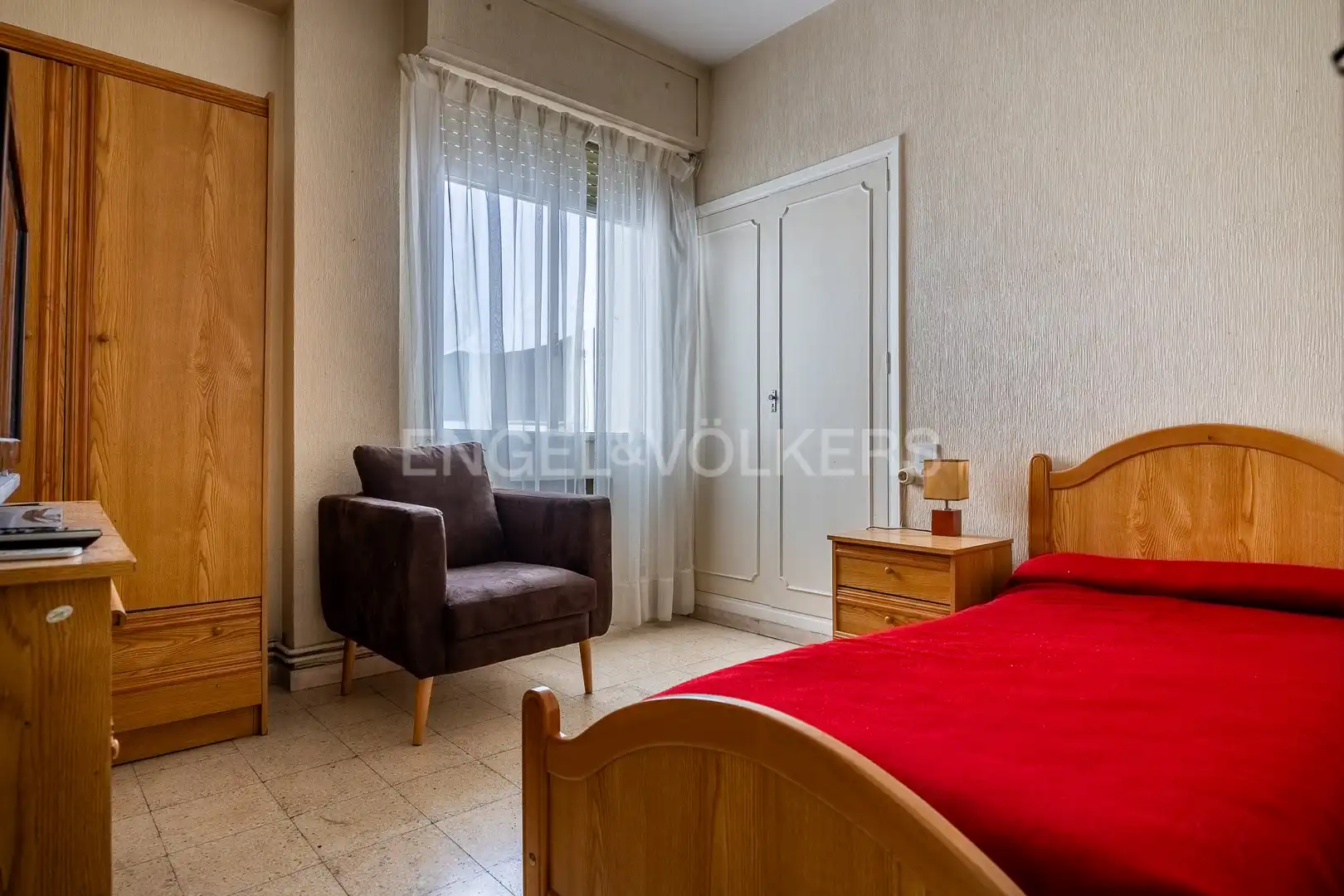Bedroom of Flat for sale in Sevilla  with Air Conditioner, Heating and Terrace