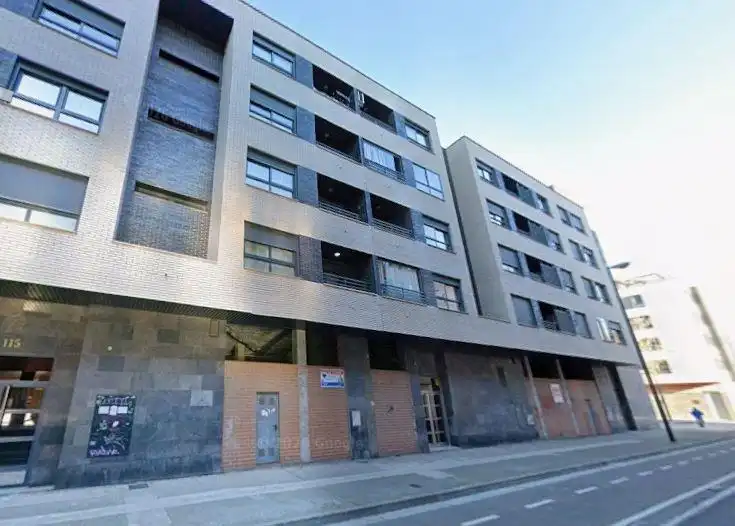 Exterior view of Flat for sale in Zaragoza  with Community pool