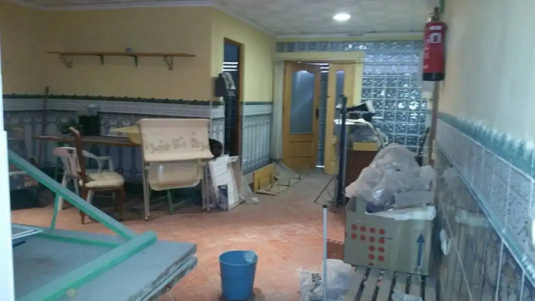 Local comercial en venta en Calle VALENCIA, imagen 3