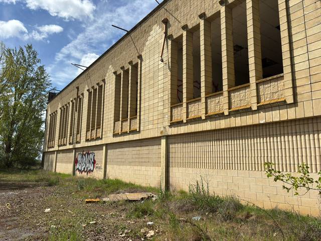 Nave industrial en Venta en San Millán de los Caballeros