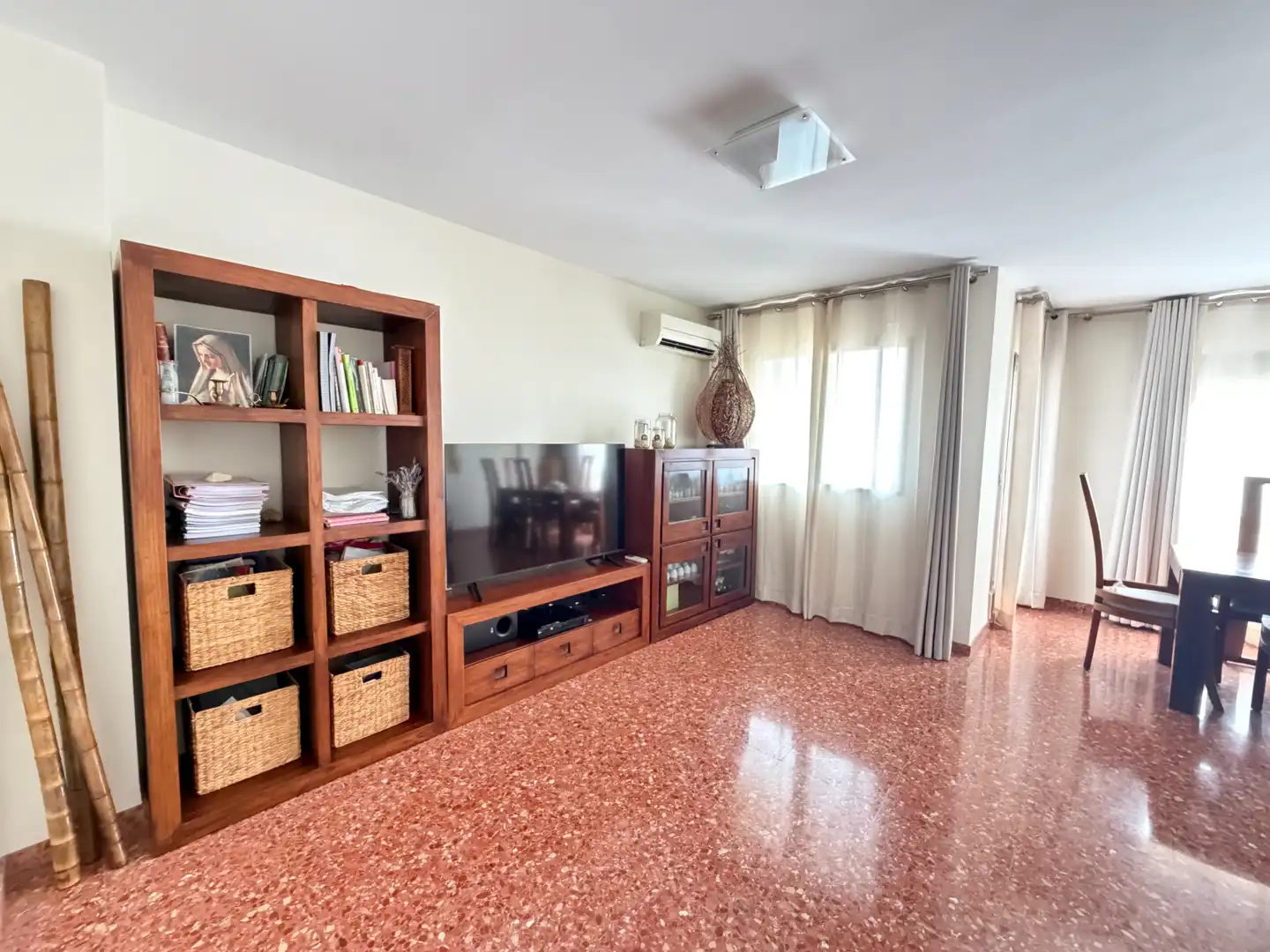 Living room of Flat for sale in Alginet  with Air Conditioner, Heating and Balcony