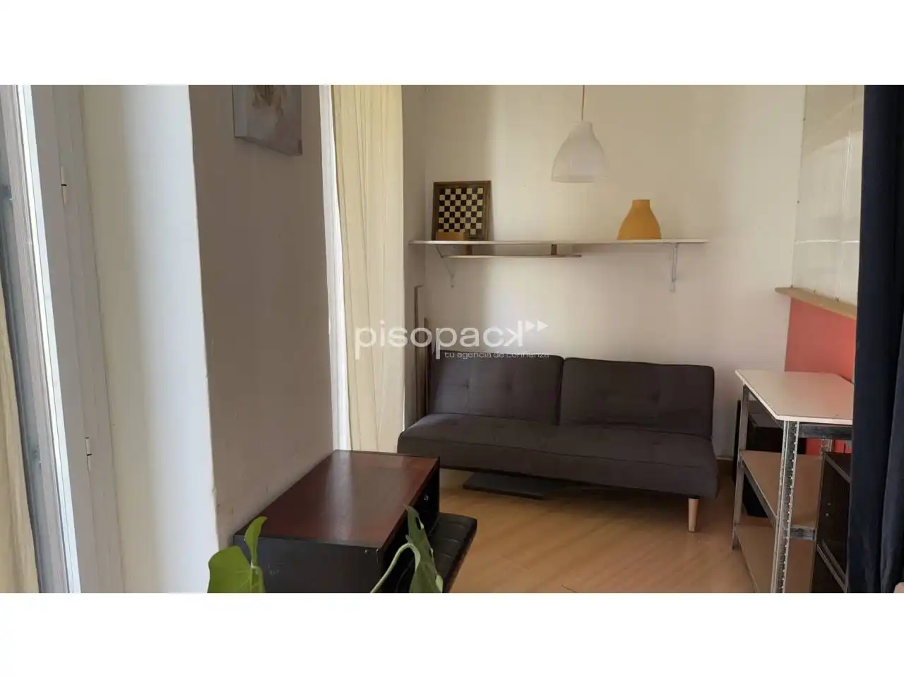 Living room of Flat for sale in  Pamplona / Iruña  with Heating, Parquet flooring and Storage room