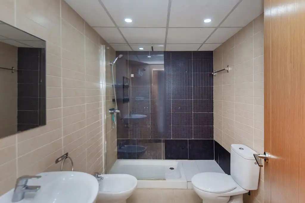 Baño de Apartamento en venta en Valencia