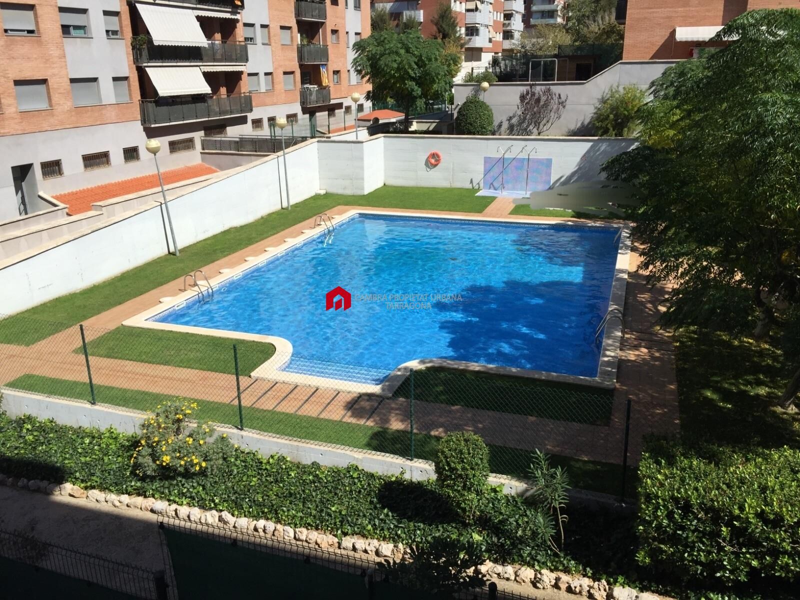 Piscina de Pis de lloguer en  Tarragona Capital amb Aire condicionat, Calefacció i Jardí privat