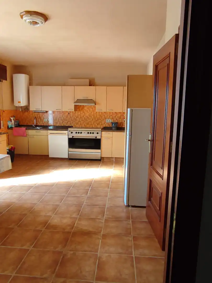 Kitchen of Houses for sale in Carballo  with Private garden, Furnished and Oven