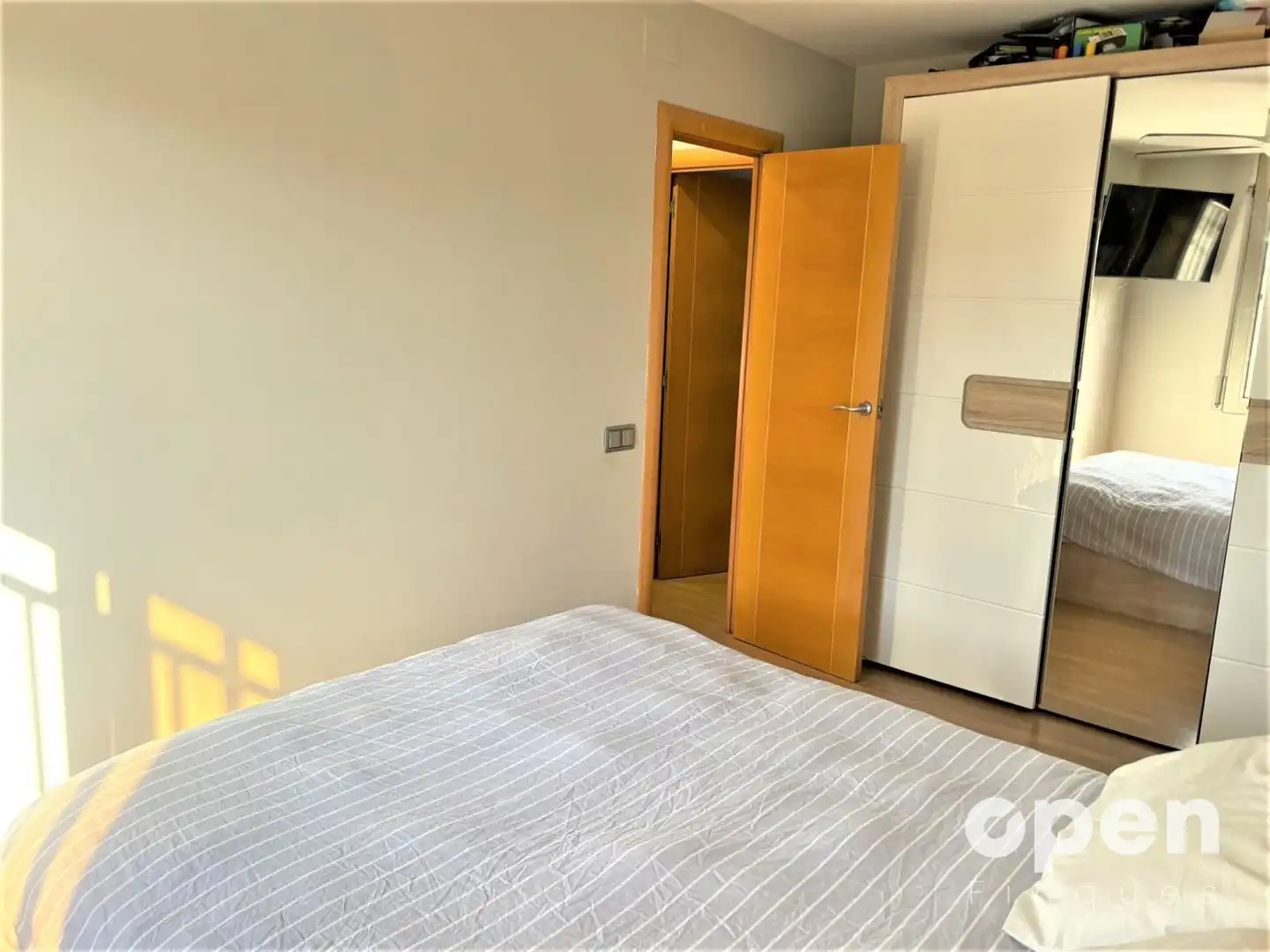 Bedroom of Flat for sale in Terrassa  with Heating and Parquet flooring