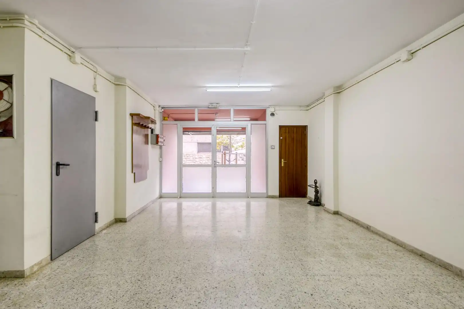 Gewerbefläche zum Verkauf in Carrer Banyuls, imagen 3
