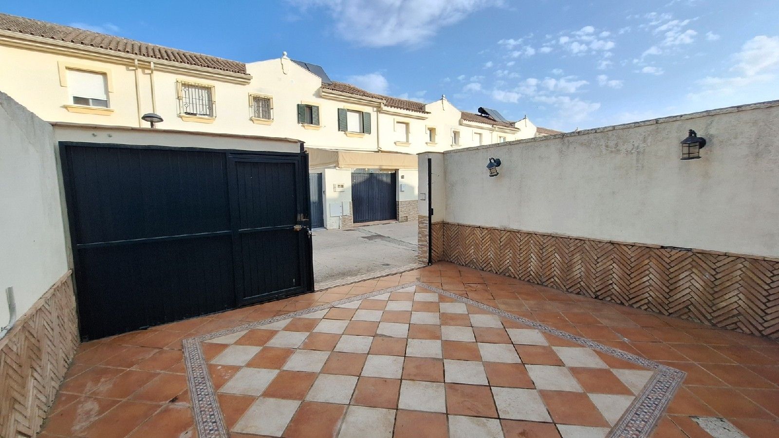 Exterior view of House or chalet for sale in Jerez de la Frontera