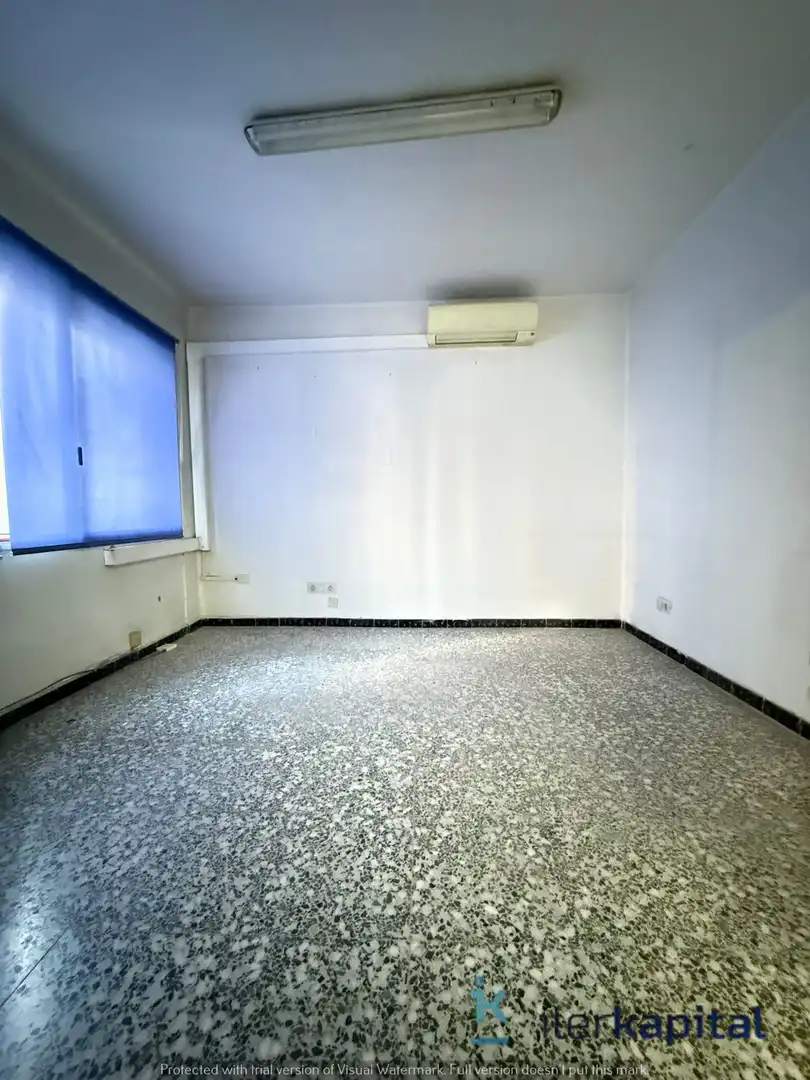 Wohnung zum Verkauf in Lleida mit Klimaanlage und Abstellraum