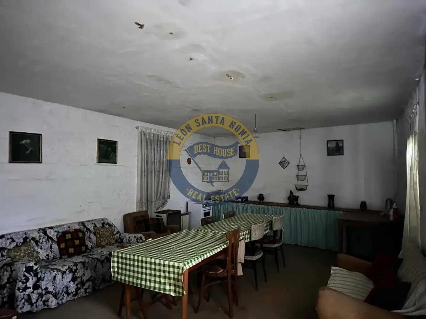 Haus oder Chalet zum Verkauf in León Capital  mit Privatgarten