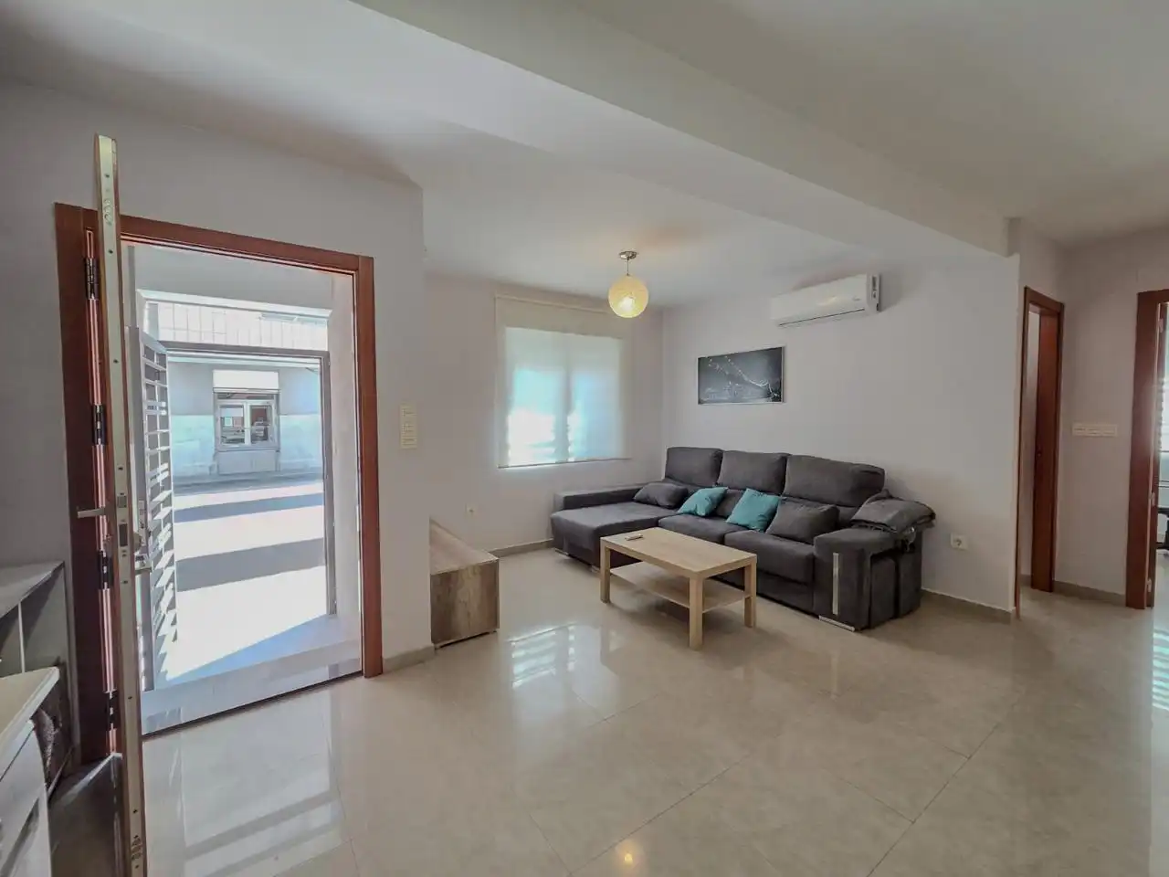 Sala de estar de Planta baja de alquiler en Elche / Elx con Aire acondicionado y Amueblado