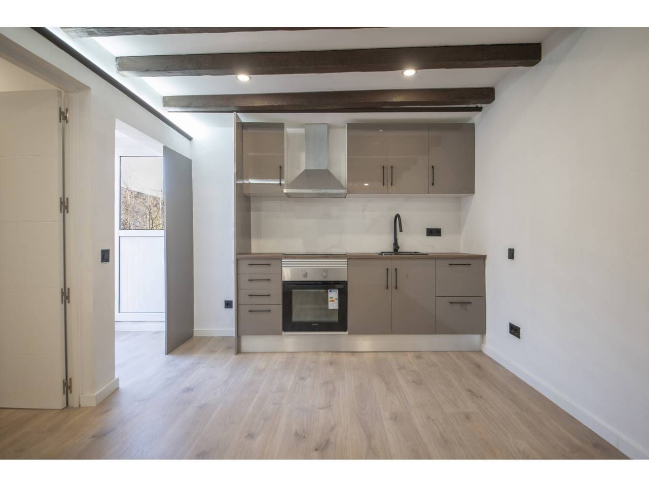 Kitchen of Flat for sale in  Barcelona Capital  with Alarm