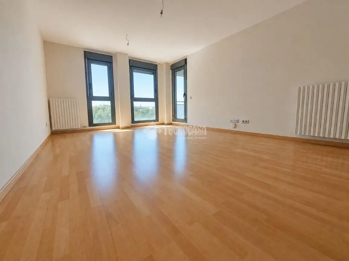 Sala d'estar de Pis en venda en Zaragoza amb Aire condicionat, Calefacció i Terrassa