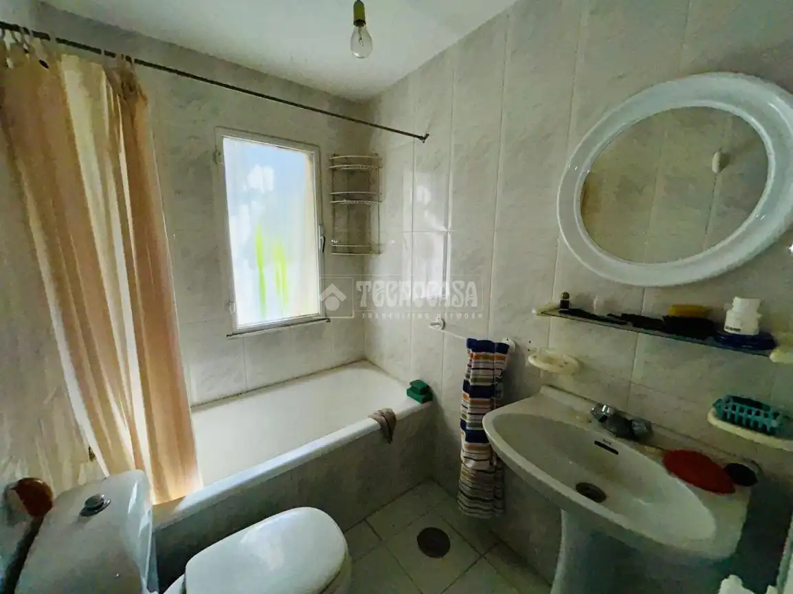 Casa adosada en venta en Camporredondo