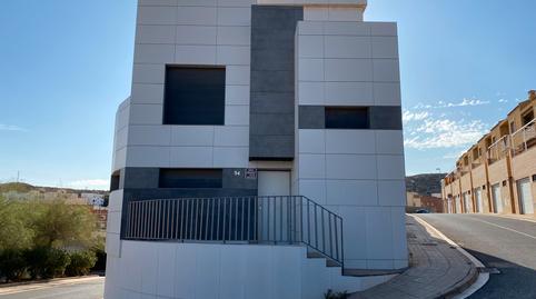 Foto 2 de Casa o chalet en venta en Calle Clara de Campoamor, Esperanza - Quemadero, Almería