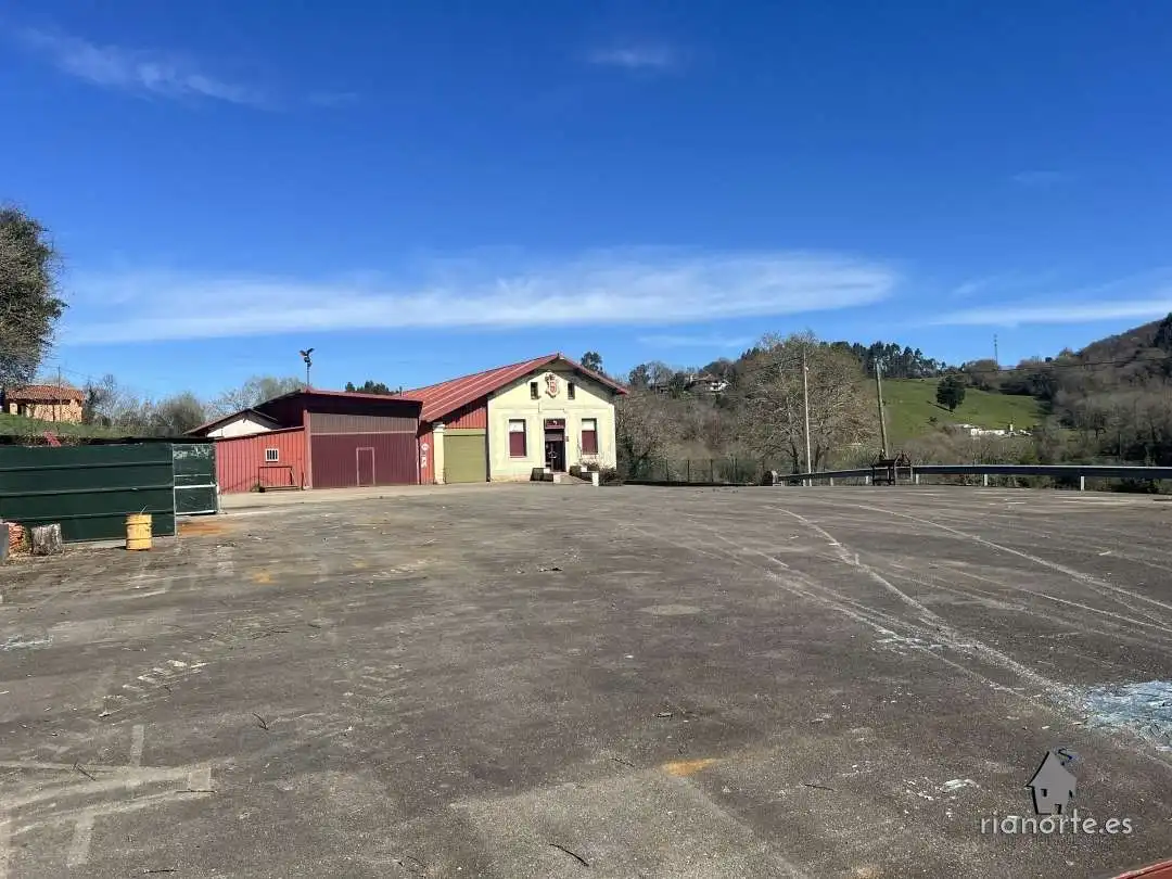 Exterior view of Industrial buildings for sale in Ribadesella
