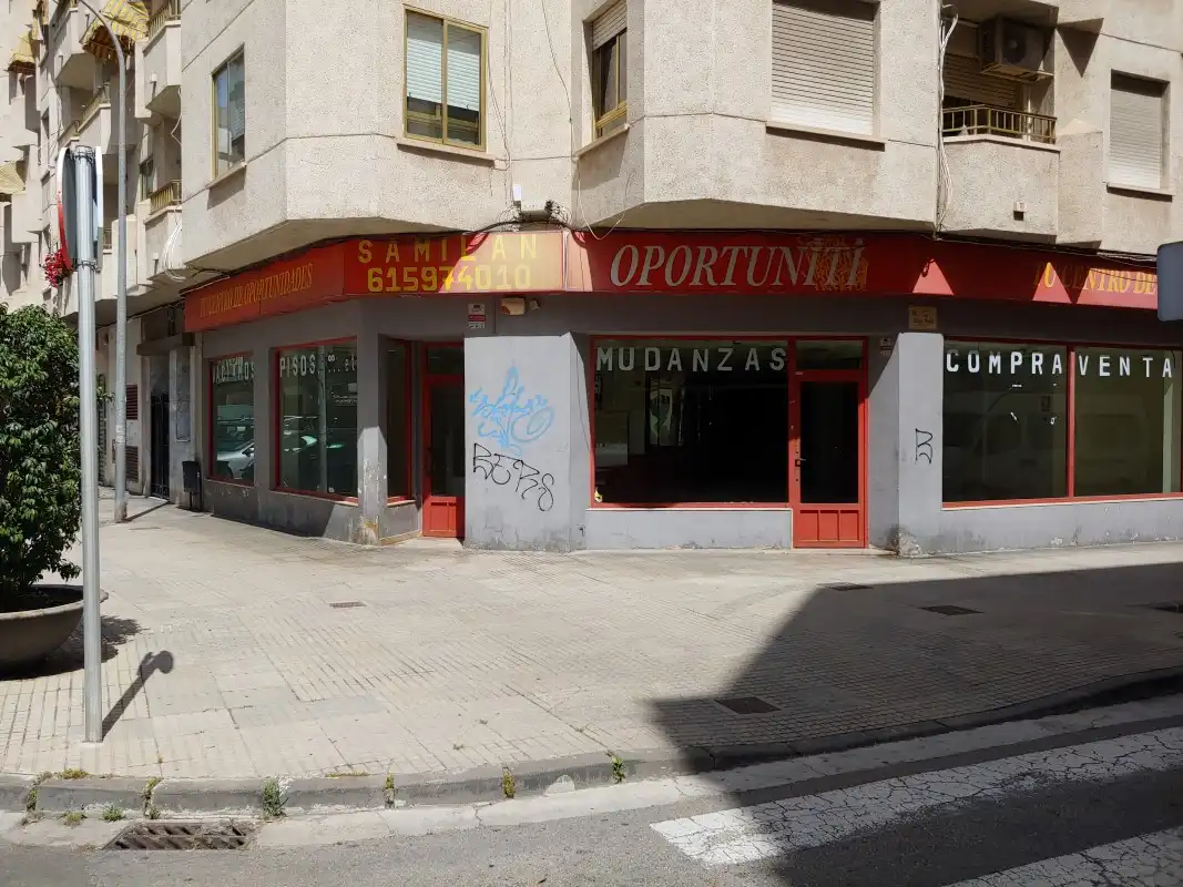 Gewerbefläche zur Miete in Carrer de Plus Ultra, imagen 24