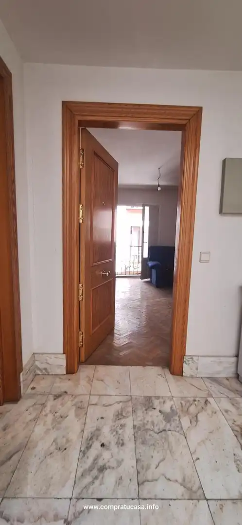 Piso en venta en Segovia con Calefacción, Jardín privado y Parquet