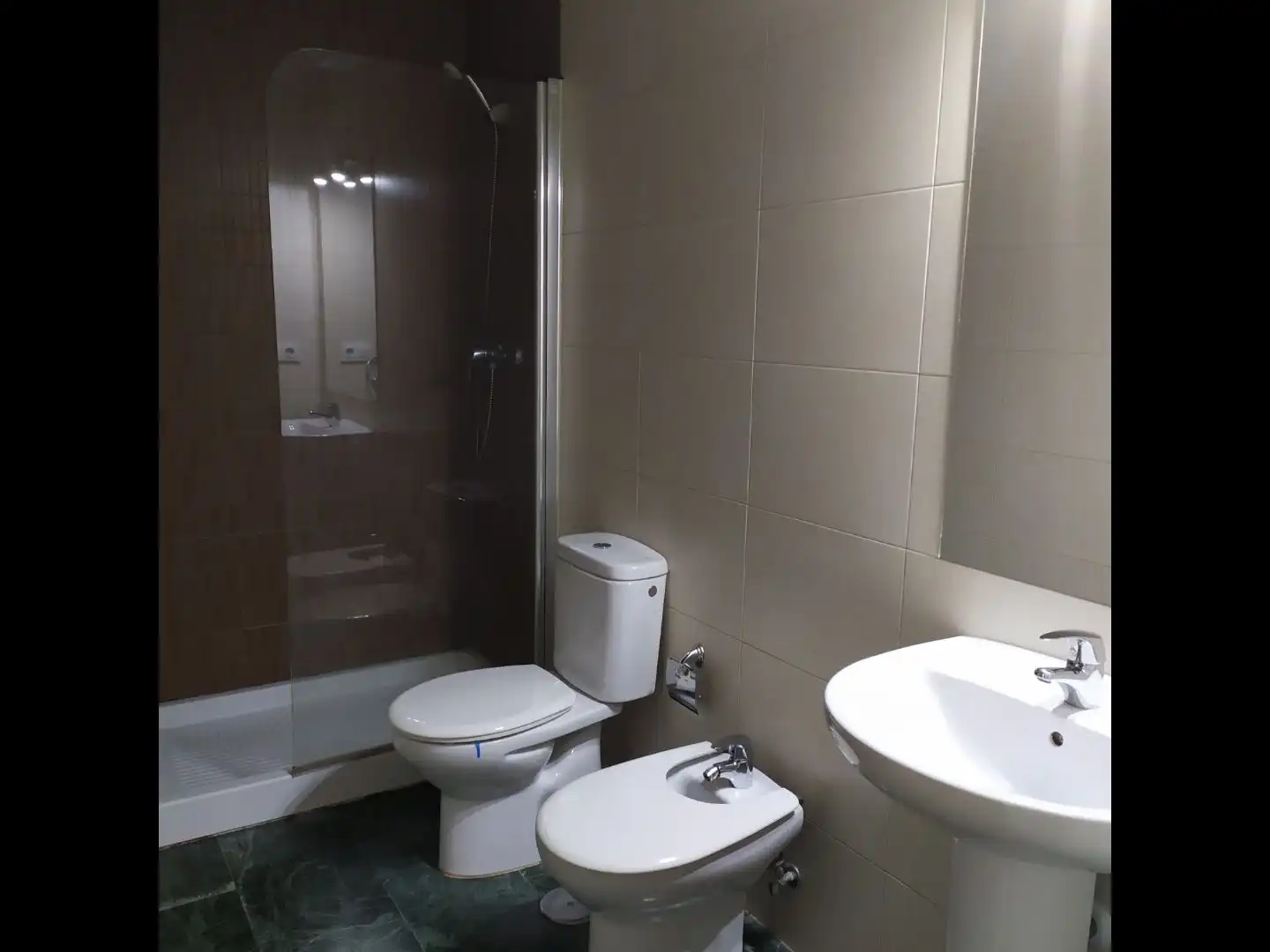 Apartament de lloguer a Pintora Maruja Mallo, Tablero Bajo - Arruzafilla