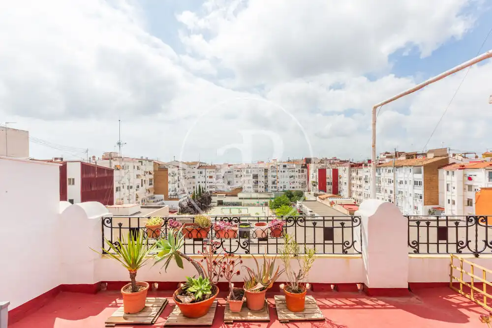 Vista exterior de Ático en venta en Valencia con Aire acondicionado, Calefacción y Terraza