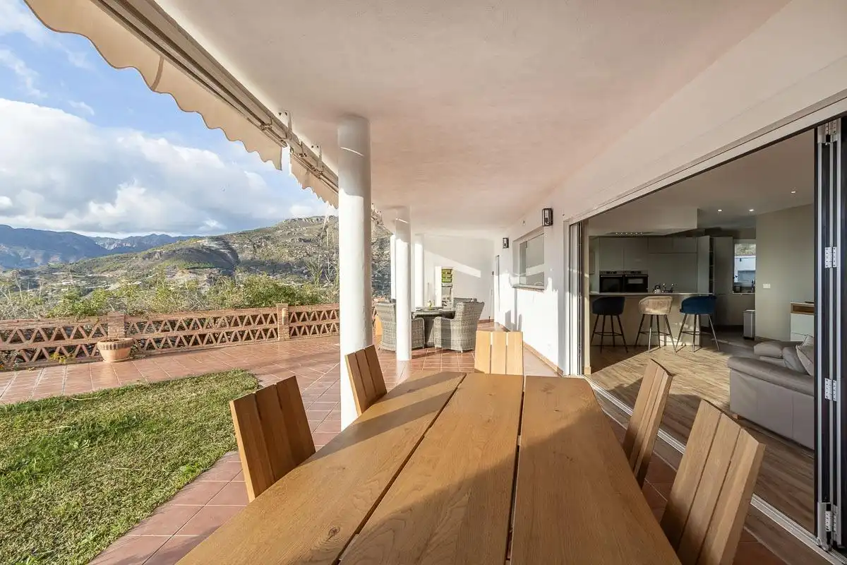 Terraza de Casa o chalet en venta en Jete con Aire acondicionado, Calefacción y Jardín privado