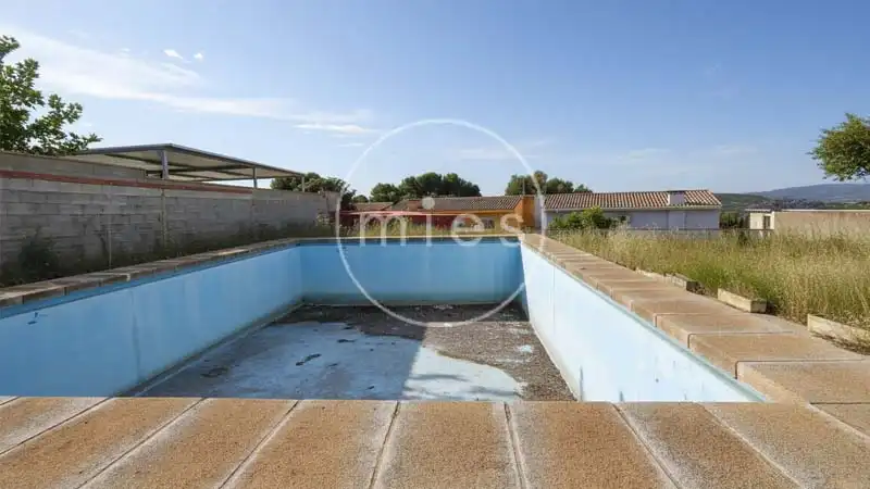 Piscina de Casa o xalet en venda en Montserrat amb Jardí privat i Piscina