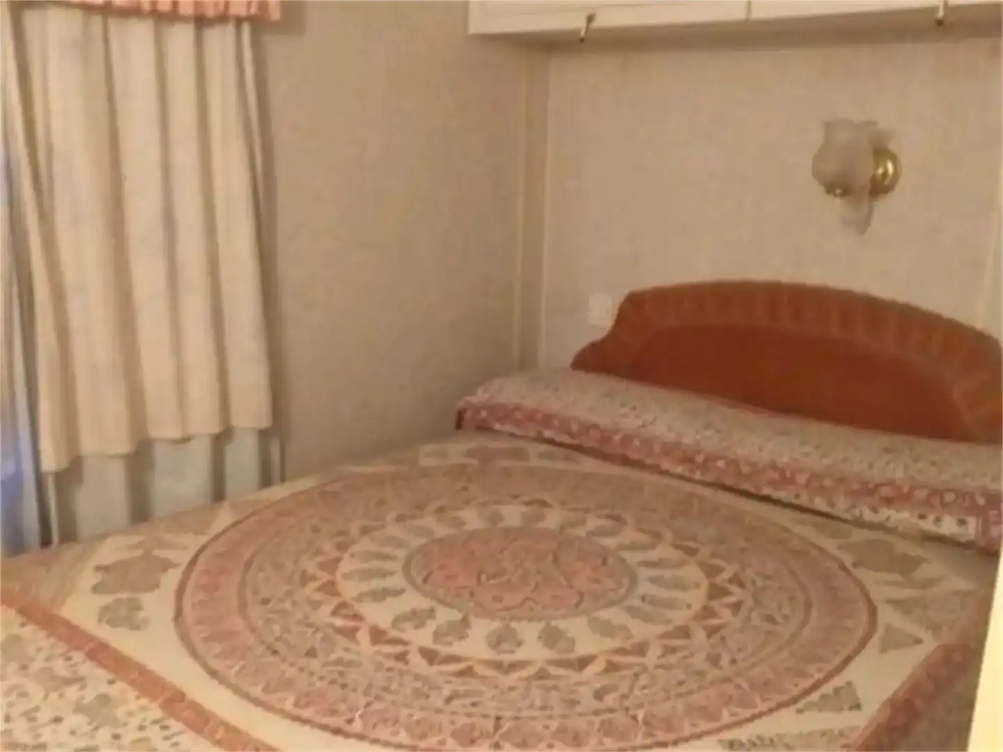 Habitación de Finca rústica en venta en Almazora / Almassora con Jardín privado, Trastero y Amueblado