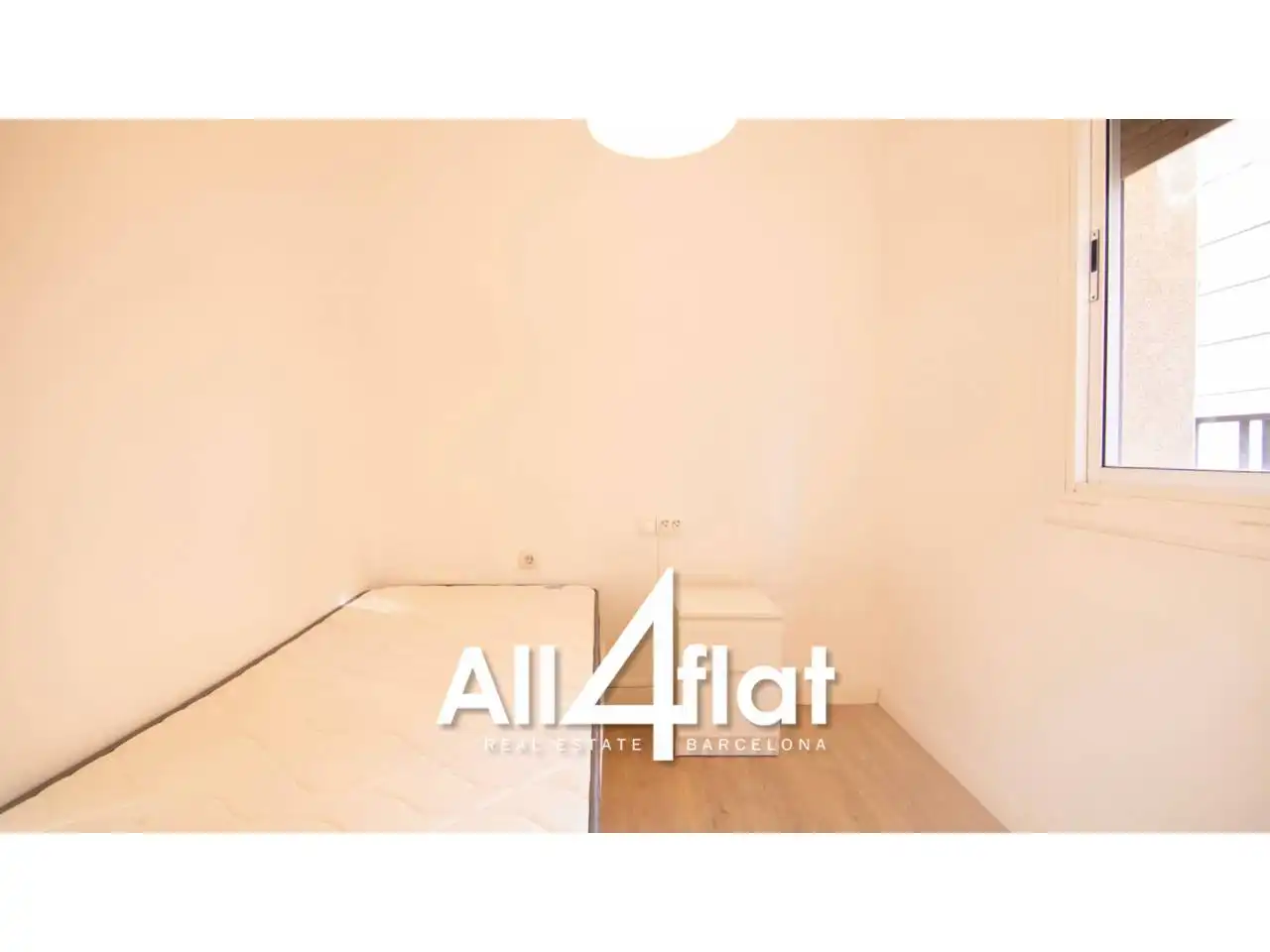 Habitación de Piso de alquiler en L'Hospitalet de Llobregat con Amueblado