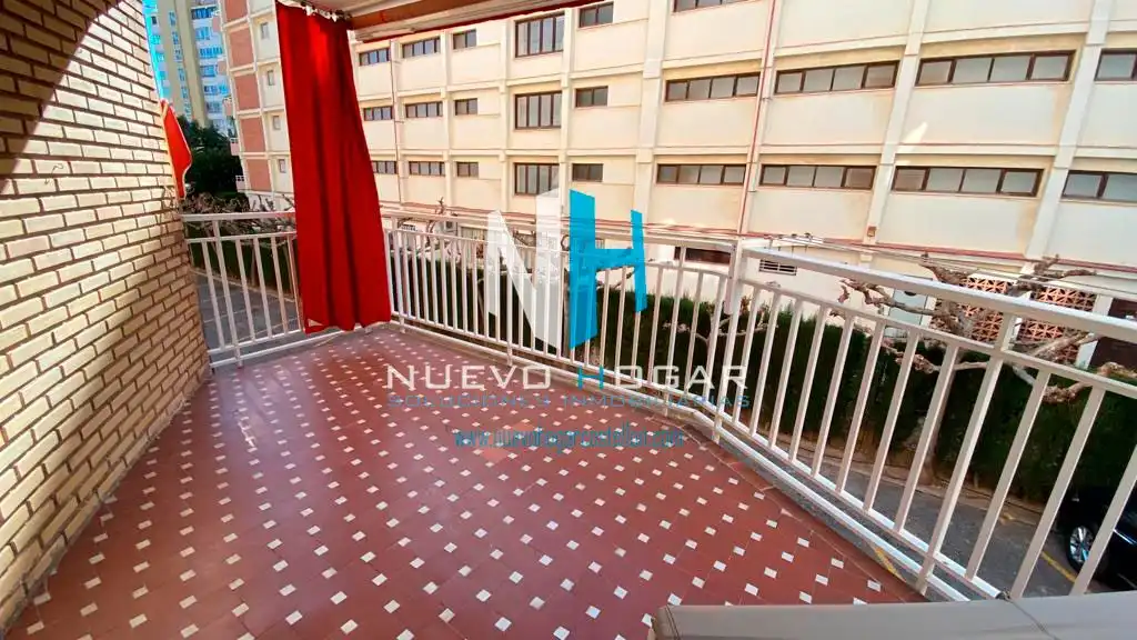 Piso con terraza en venta en Carrer la Corte, imagen 10