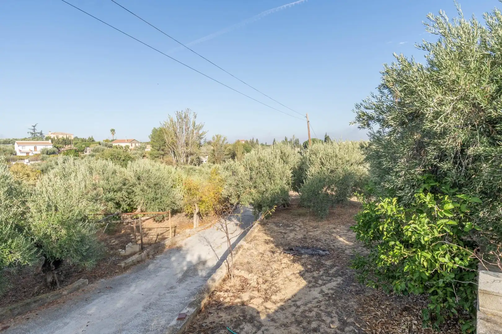 Country house zum Verkauf in Las Gabias mit Privatgarten, Terrasse und Abstellraum
