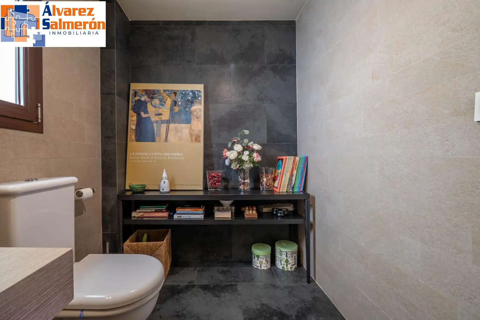 Baño de Casa adosada en venta en Granada con Aire acondicionado y Terraza